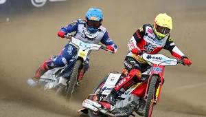 Był tym zdziwiony. Przeklina los