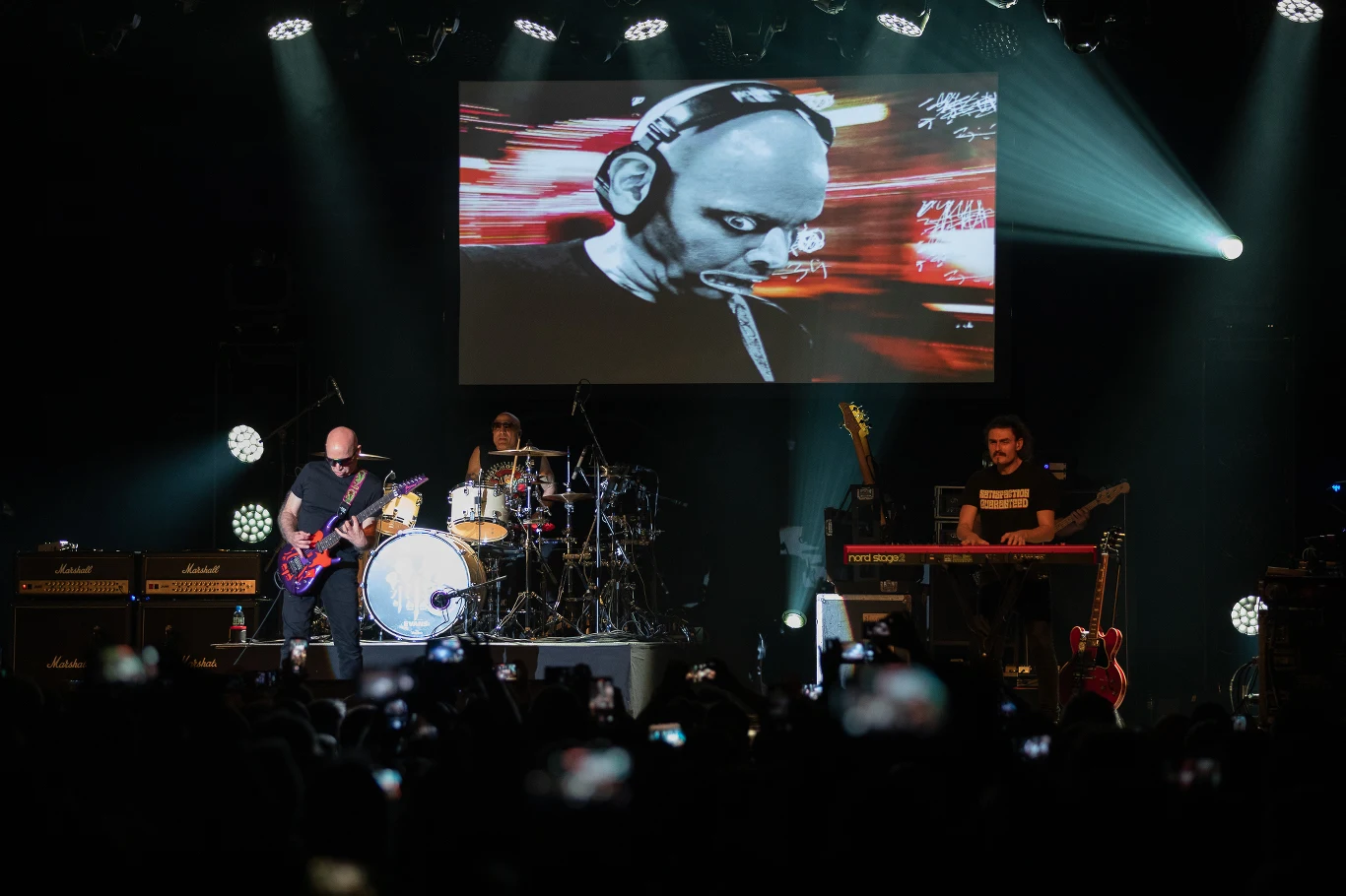 Jest nauczycielem tak ważnych gitarzystów jak Kirk Hammett (Metallica) czy Steve Vai, przez wielu uważanym za prawdziwego i jedynego następcę Jimiego Hendrixa. W latach 80. współpracował m.in. z Mickiem Jaggerem czy Deep Purple.