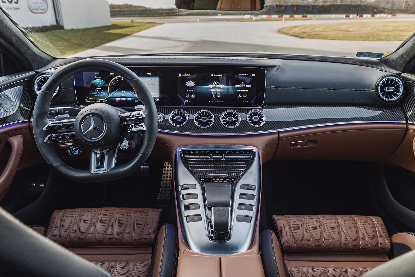 Mercedes-AMG GT 63 S E Performance