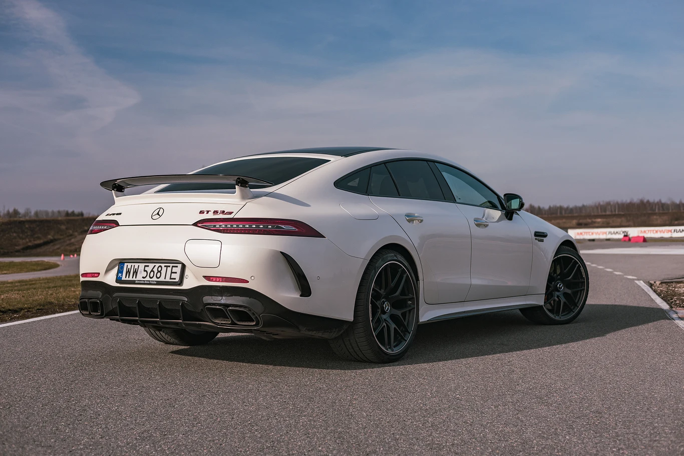 Mercedes-AMG GT 63 S E Performance