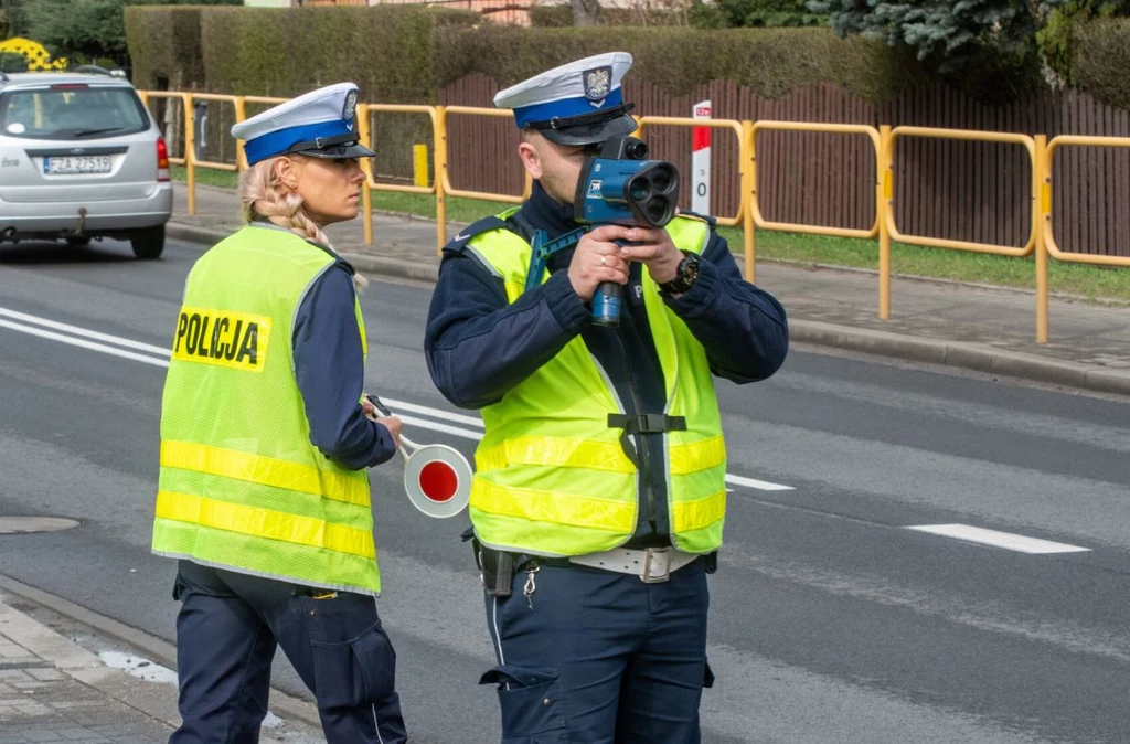 PiS chce się przypodobać kierowcom? Przed wyborami wrócić mogą stare zasady kasowania punktów karnych