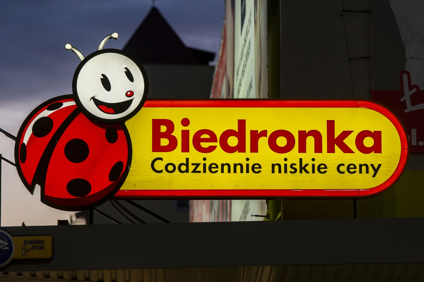 Biedronka ma tańsze i droższe sklepy, sieć się przyznała. Wiemy dlaczego. Biedronka ma tańsze i droższe sklepy, sieć się przyznała. Wiemy dlaczego.