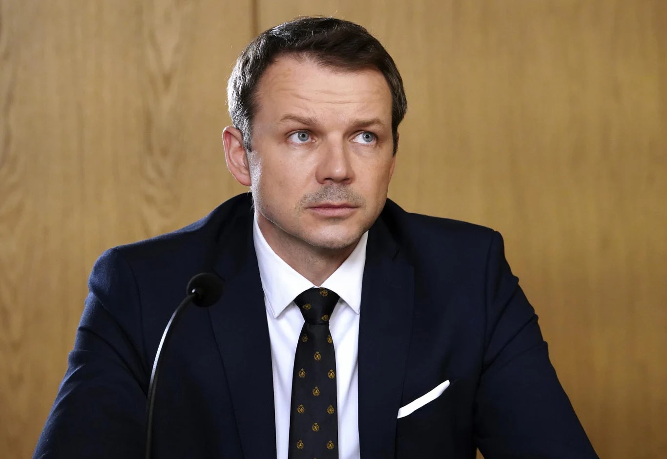 "Pan Zaborski został skazany prawomocnym wyrokiem za malwersacje" - powie Bruno