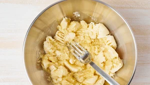 Na jakie produkty powinni uważać migrenowcy? Na liście są m.in. banany