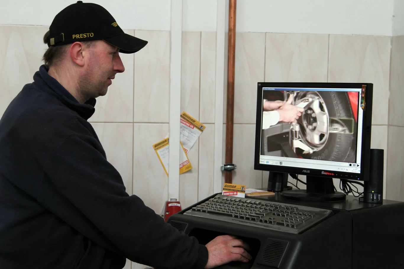 Kontrola geometrii odbywa się dziś za pomocą komputerów, laserów i skanów 3D