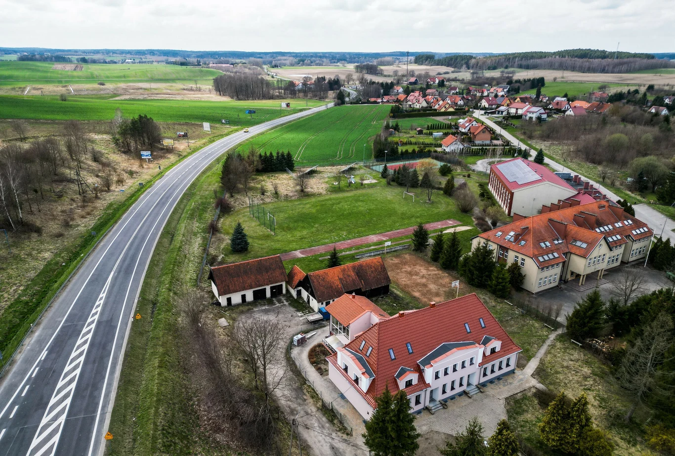 Chaos przestrzenny obciąża kosztami nas wszystkich. Chaos przestrzenny obciąża kosztami nas wszystkich.