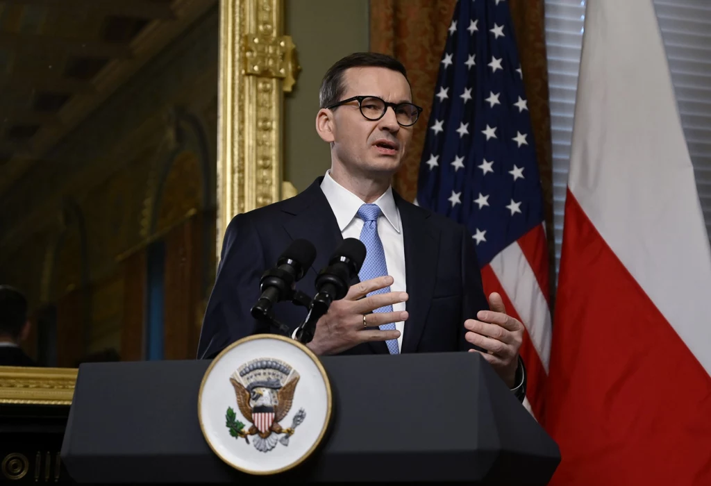 Mimo wycieku tajnych akt Mateusz Morawiecki nadal ufa amerykańskim służbom