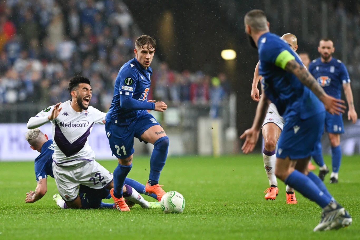 Michał Skóraś w meczu Lech Poznań - Fiorentina