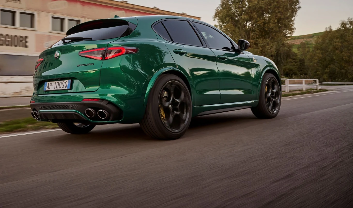 Alfa Romeo Stelvio Quadrifoglio 100th Anniversario Alfa Romeo Stelvio Quadrifoglio 100th Anniversario