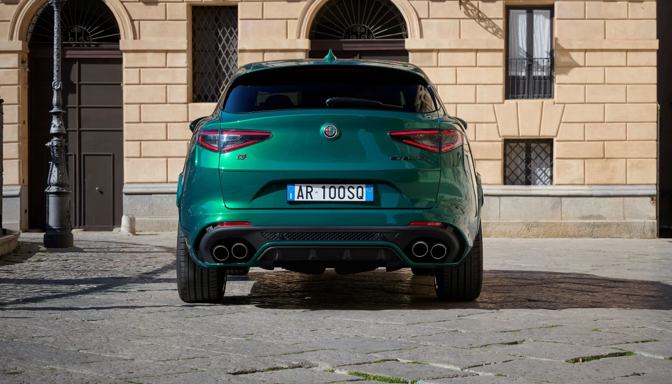 Alfa Romeo Stelvio Quadrifoglio 100th Anniversario Alfa Romeo Stelvio Quadrifoglio 100th Anniversario