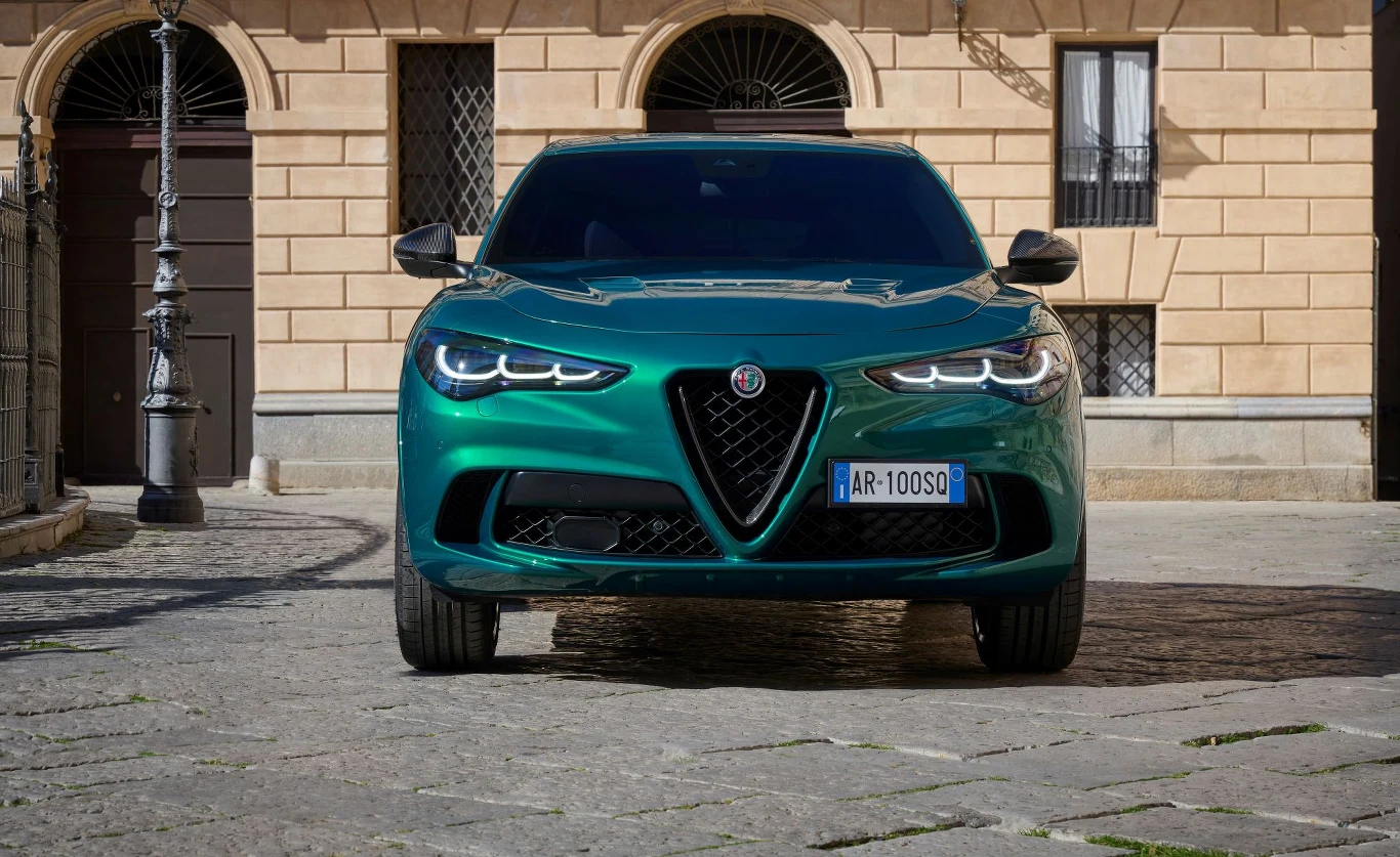 Alfa Romeo Stelvio Quadrifoglio 100th Anniversario Alfa Romeo Stelvio Quadrifoglio 100th Anniversario