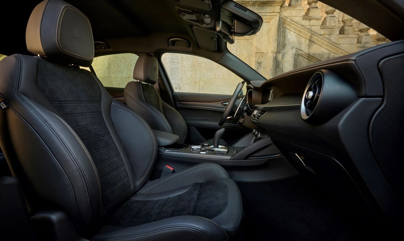 Alfa Romeo Stelvio Quadrifoglio 100th Anniversario Alfa Romeo Stelvio Quadrifoglio 100th Anniversario