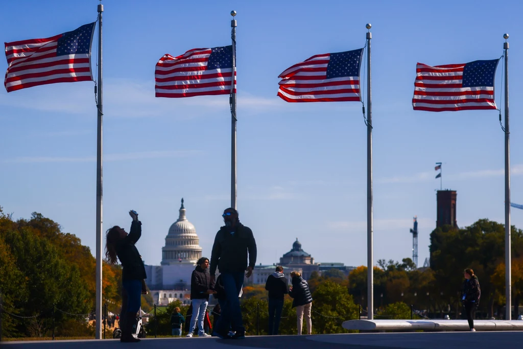 W USA szykuje się budżetowy zwrot? Biały Dom proponuje cięcia w federalnym budżecie i zwiększenie wydatków na obronność i bezpieczeństwo wewnętrzne. Zdj. ilustracyjne