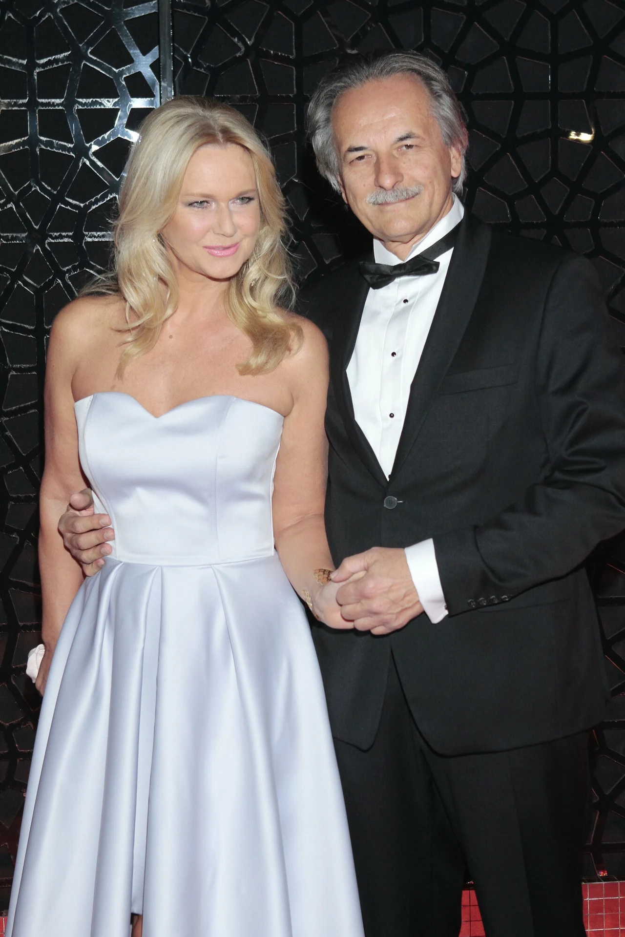 Grażyna Torbicka z mężem na Balu Fundacji TVN Grażyna Torbicka z mężem na Balu Fundacji TVN