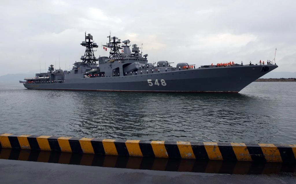 Niszczyciel rakietowy "Admirał Pantielejew” od 1 maja 1992 r. wchodzi w skład Floty Oceanu Spokojnego marynarki wojennej Rosji