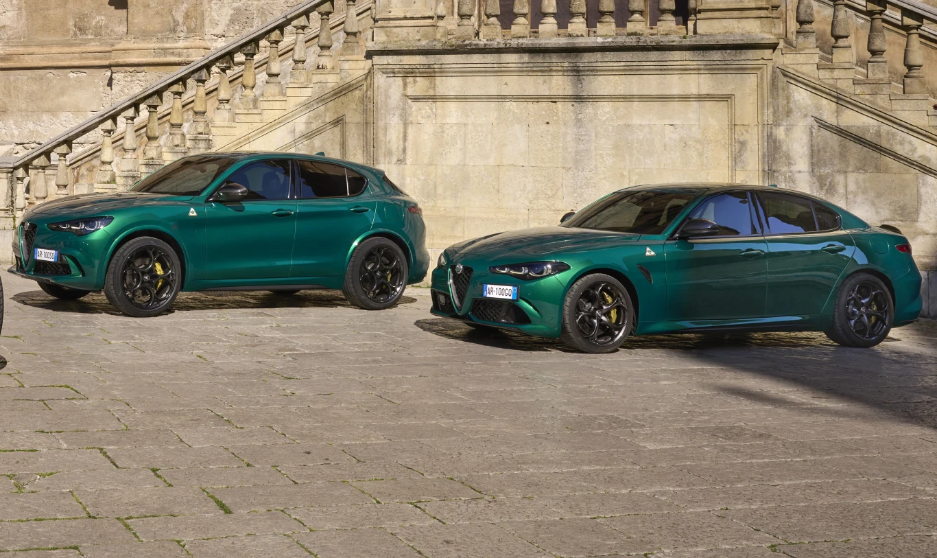 Alfa Romeo zaprezentowała odświeżone modele Giulia i Stelvio w wersji Quadrifoglio. Alfa Romeo zaprezentowała odświeżone modele Giulia i Stelvio w wersji Quadrifoglio.