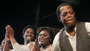 John David Washington, Danielle Brooks i Samuel L Jackson w "The Piano Lesson" na Broadwayu