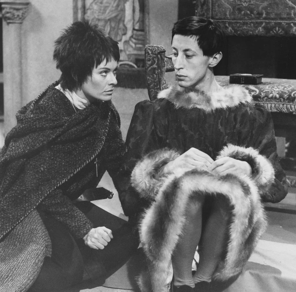 Murray Melvin i Janet Suzman 