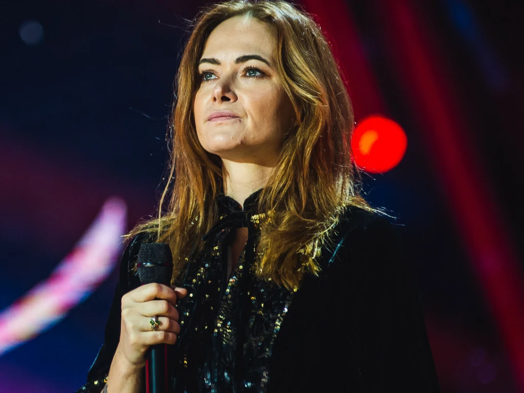 Rusowicz straciła mamę, ojciec ją porzucił, a partner opuścił. Wraca silniejsza