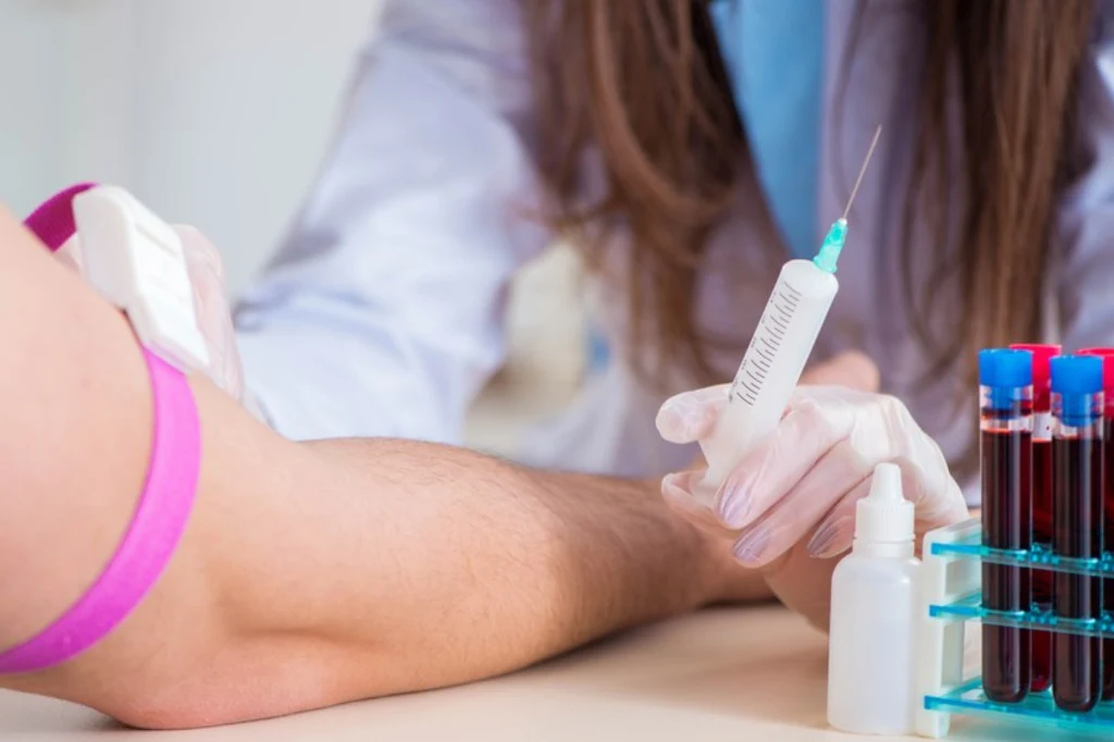 Badania krwi to podstawowe badanie, na jakie powinna zdecydować się para starająca się o dziecko Badania krwi to podstawowe badanie, na jakie powinna zdecydować się para starająca się o dziecko