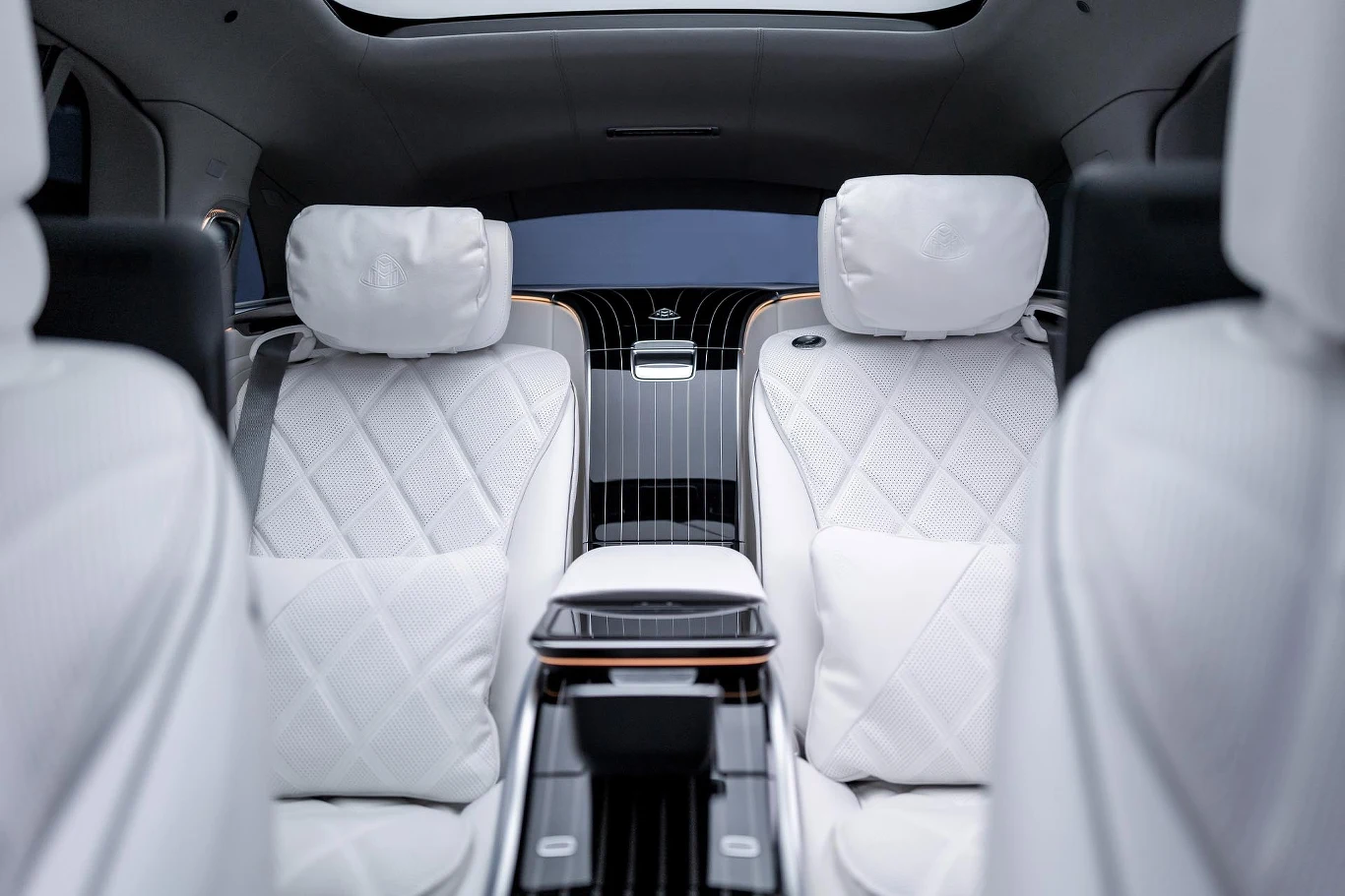 Mercedes-Maybach EQS 680 SUV
