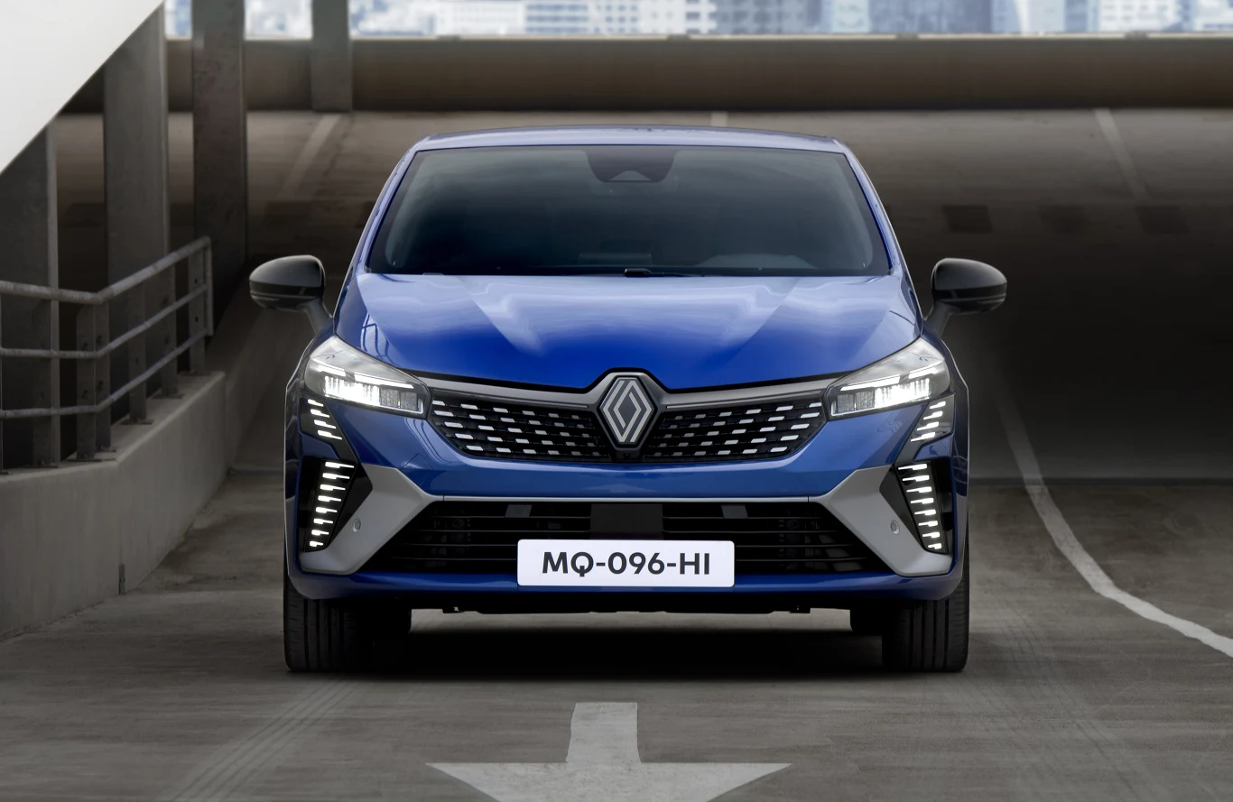 Renault Clio cieszy się dużym wzięciem wśród osób szukających auta za mniej niż 90 tys. zł