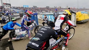 Mecz Fogo Unii z Cellfast Wilkami. Chris Holder wyjeżdża na tor