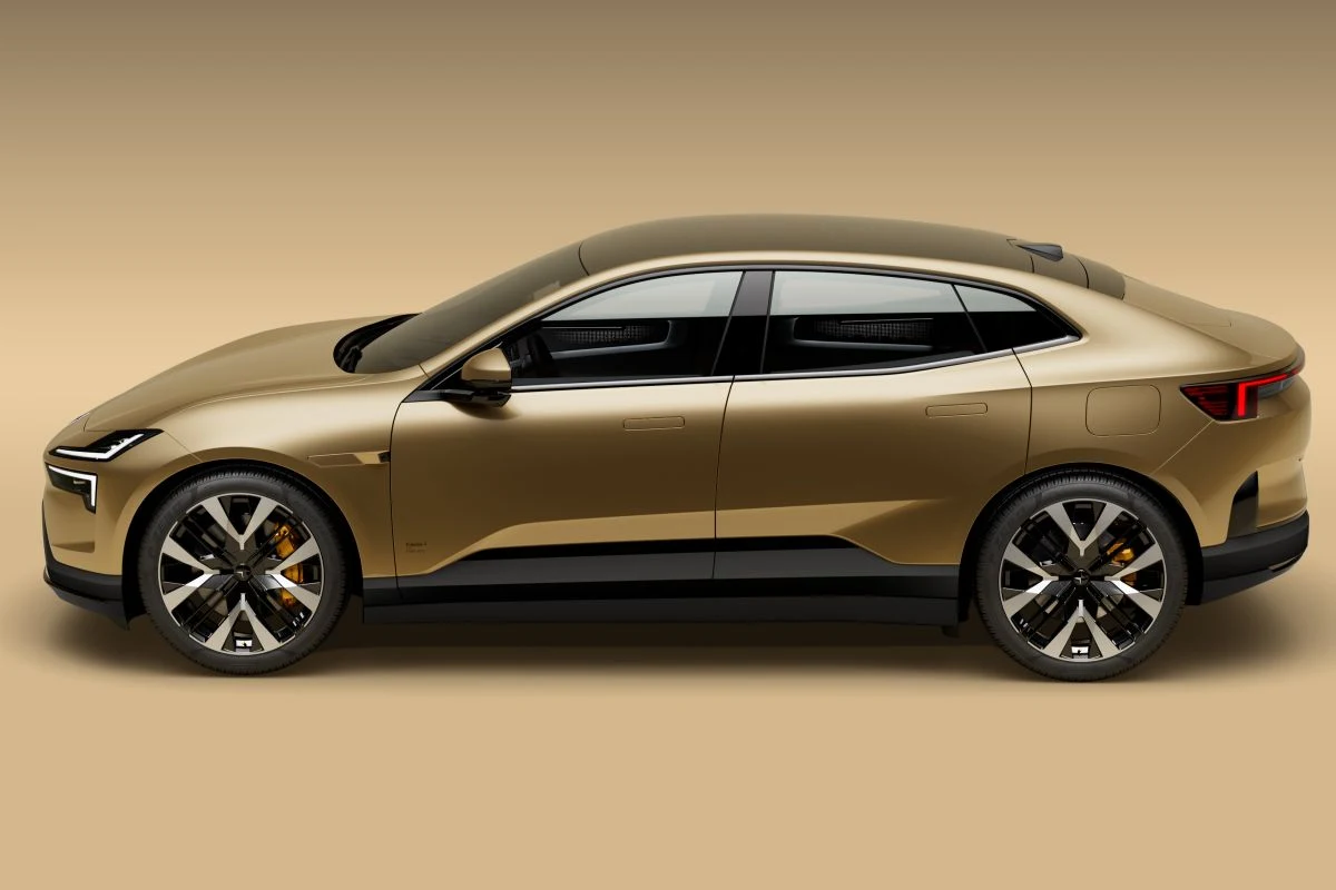 Polestar 4