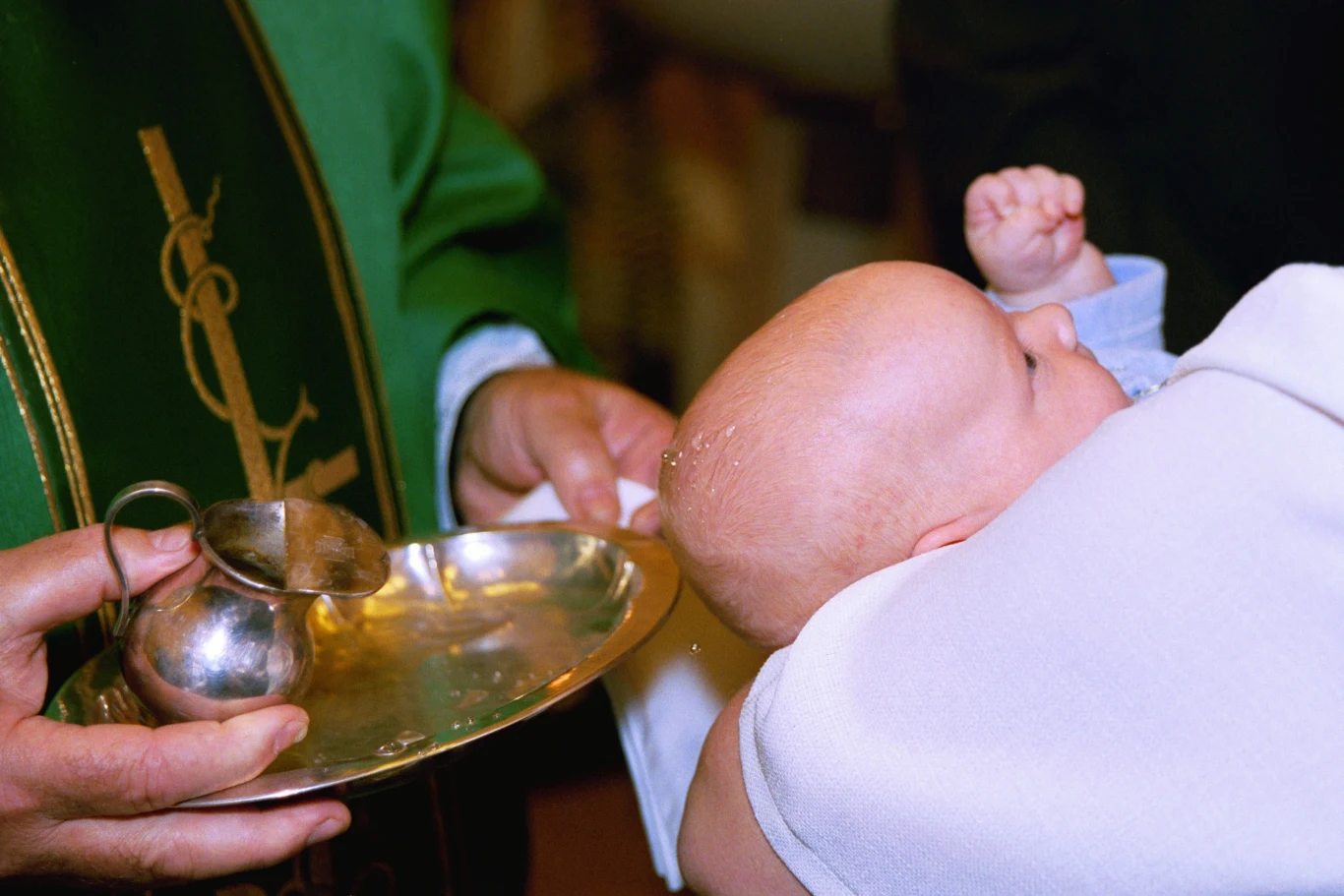 Rodzice wybierający imię dla dziecka muszą przestrzegać kilku ważnych zasad