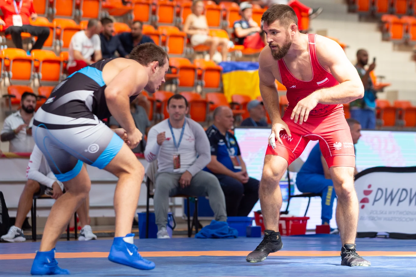 Sebastian Jezierzański (po prawej)