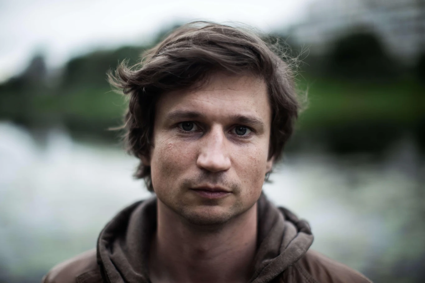 Reżyser filmu "Skąd dokąd", Maciek Hamela - fot. Filip Wolski