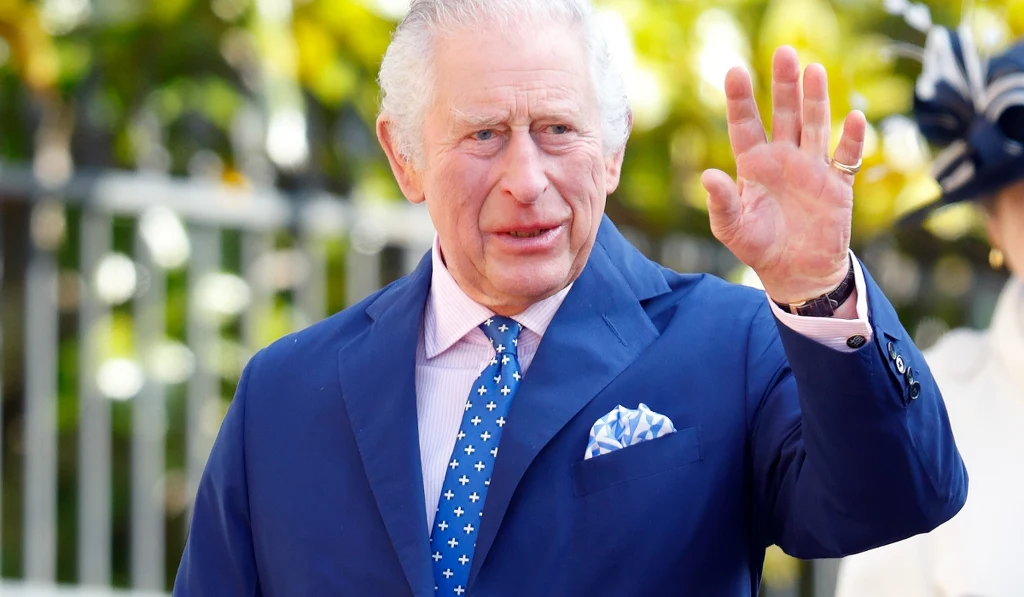 Król Karol III Król Karol III