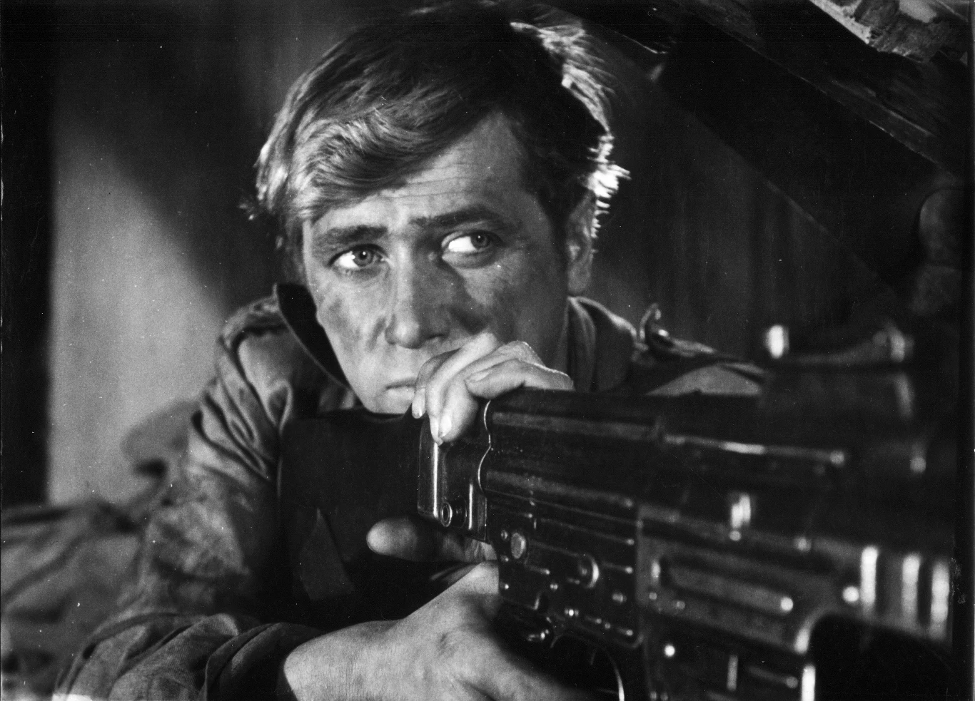 Janusz Gajos w serialu "Czterej pancerni i pies" Janusz Gajos w serialu "Czterej pancerni i pies"