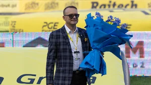 Ostra walka o władzę. Głupia grafika i gaz na trybunach [OPINIA]