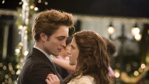 Robert Pattinson i Kristen Stewart w filmie "Zmierzch"