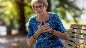 Wysyła impulsy, kiedy zwalnia serce. Ograniczenia do końca życia