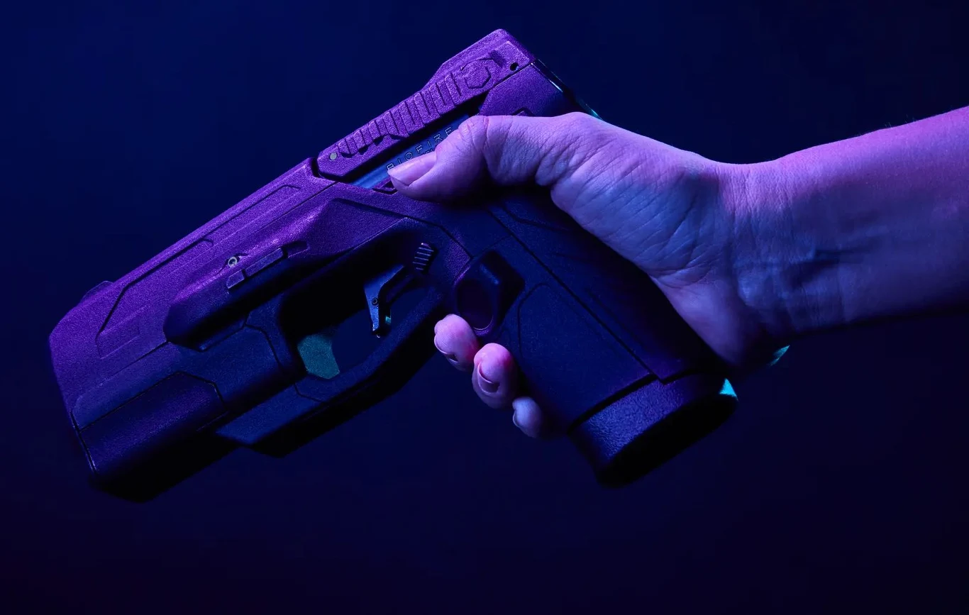 Smart Gun - czytnik linii papilarnych zdecyduje, czy możesz strzelić Smart Gun - czytnik linii papilarnych zdecyduje, czy możesz strzelić