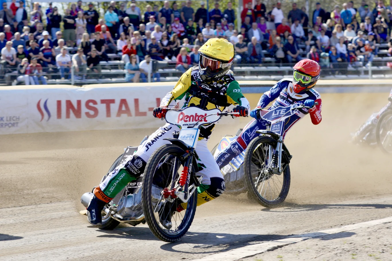 Przemysław Pawlicki na prowadzeniu