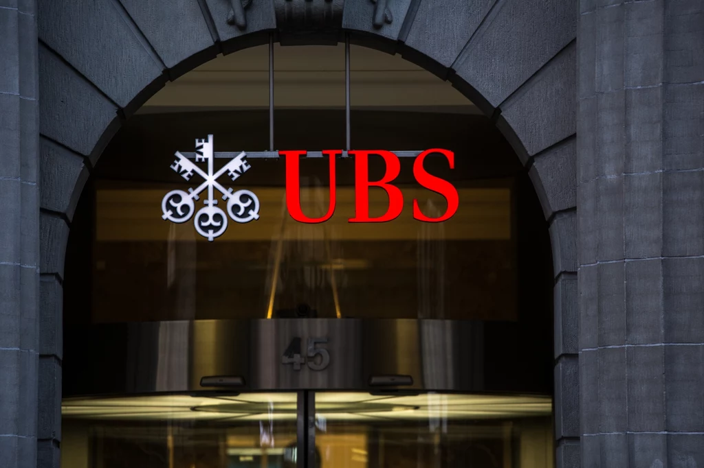 Drobni akcjonariusze Credit Suisse składają pozew zbiorowy przeciwko UBS