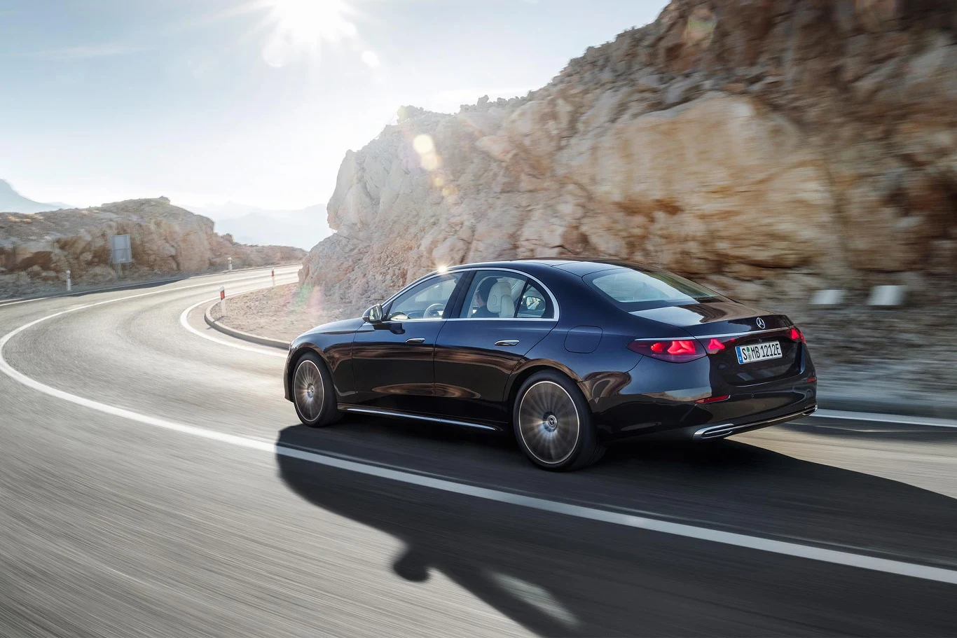 Nowy Mercedes klasy E (W214)