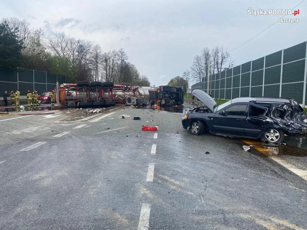 Na miejscu pracują służby Na miejscu pracują służby