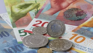 Szwajcarzy są bardzo zdeterminowani, aby "zdusić" inflację