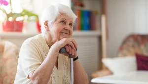 Seniorzy mogą podróżować taniej. Te zniżki przygotowano specjalnie dla nich