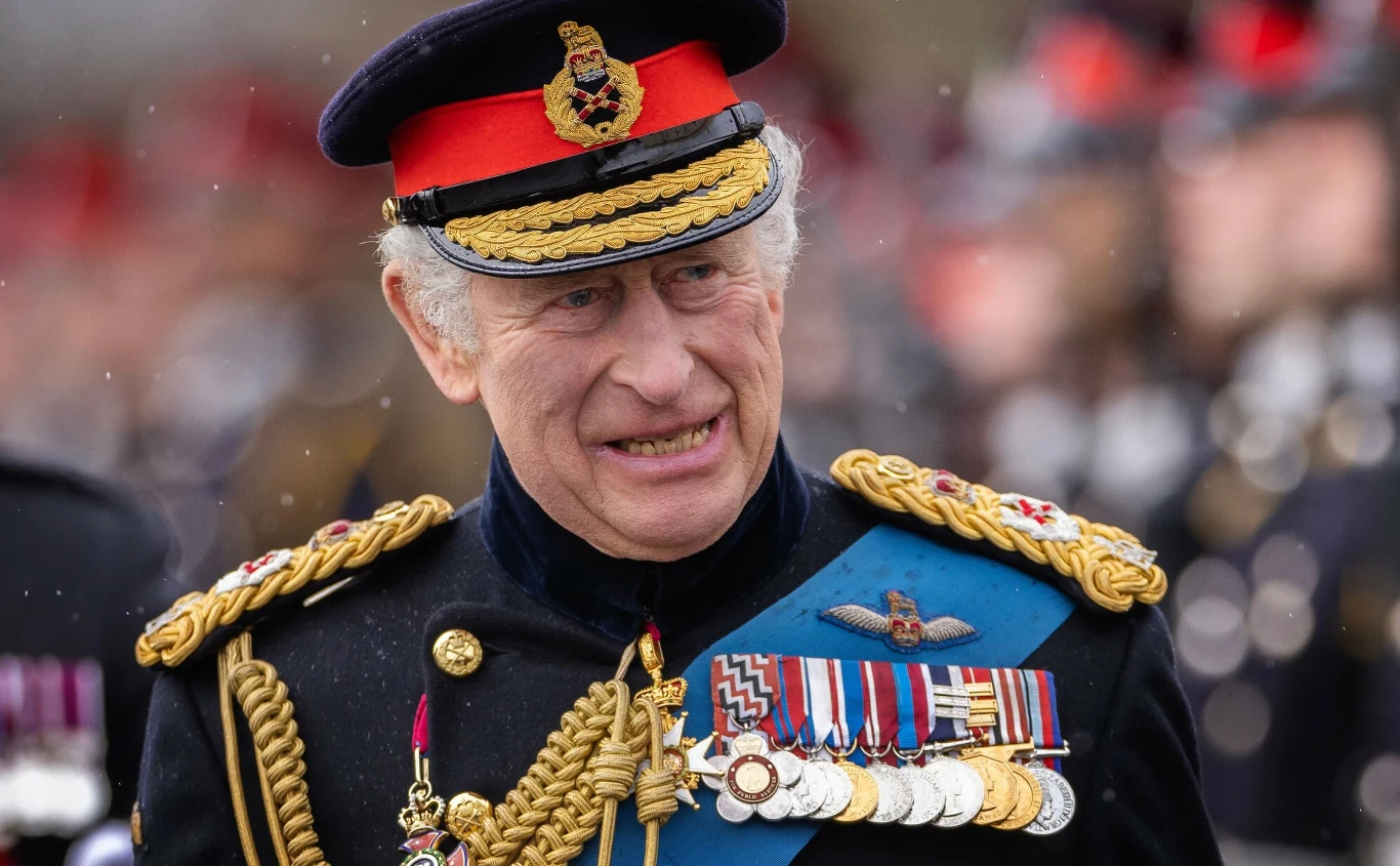 Król Karol III Król Karol III