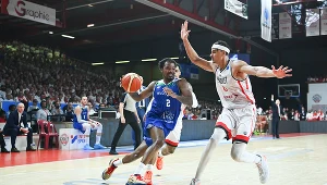 Lee Moore w trakcie meczu Anwilu Włocławek