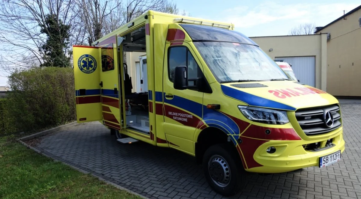 Pierwsza w Polsce karetka kontenerowa Fot. Powiat Bielski 