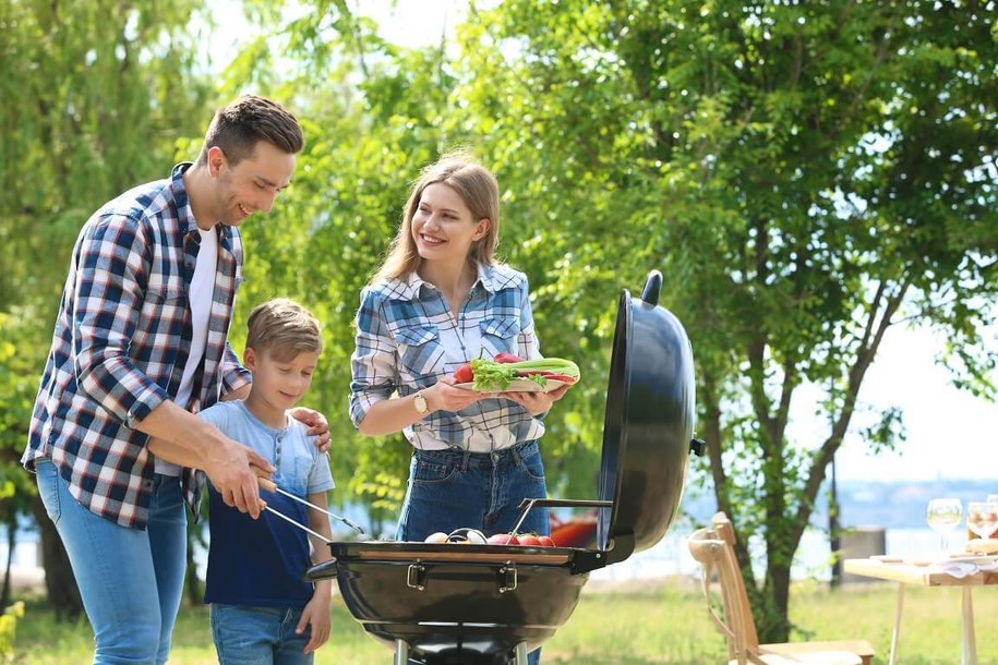 grill jest nierozłącznym elementem majówki