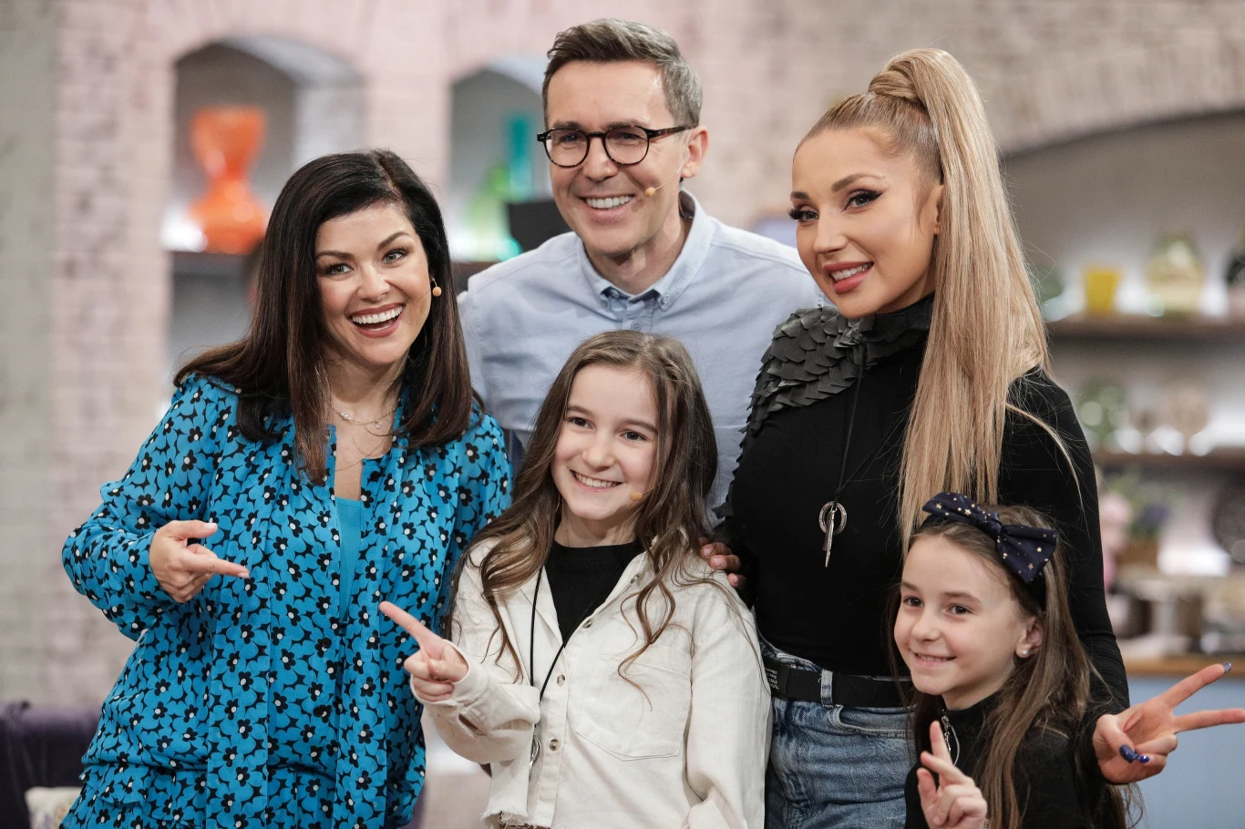 Tatiana Kopala (w środku) oraz Katarzyna Cichopek, Maciej Kurzajewski i Cleo w "Pytaniu na śniadanie" w kwietniu 2021 r. Tatiana Kopala (w środku) oraz Katarzyna Cichopek, Maciej Kurzajewski i Cleo w "Pytaniu na śniadanie" w kwietniu 2021 r.