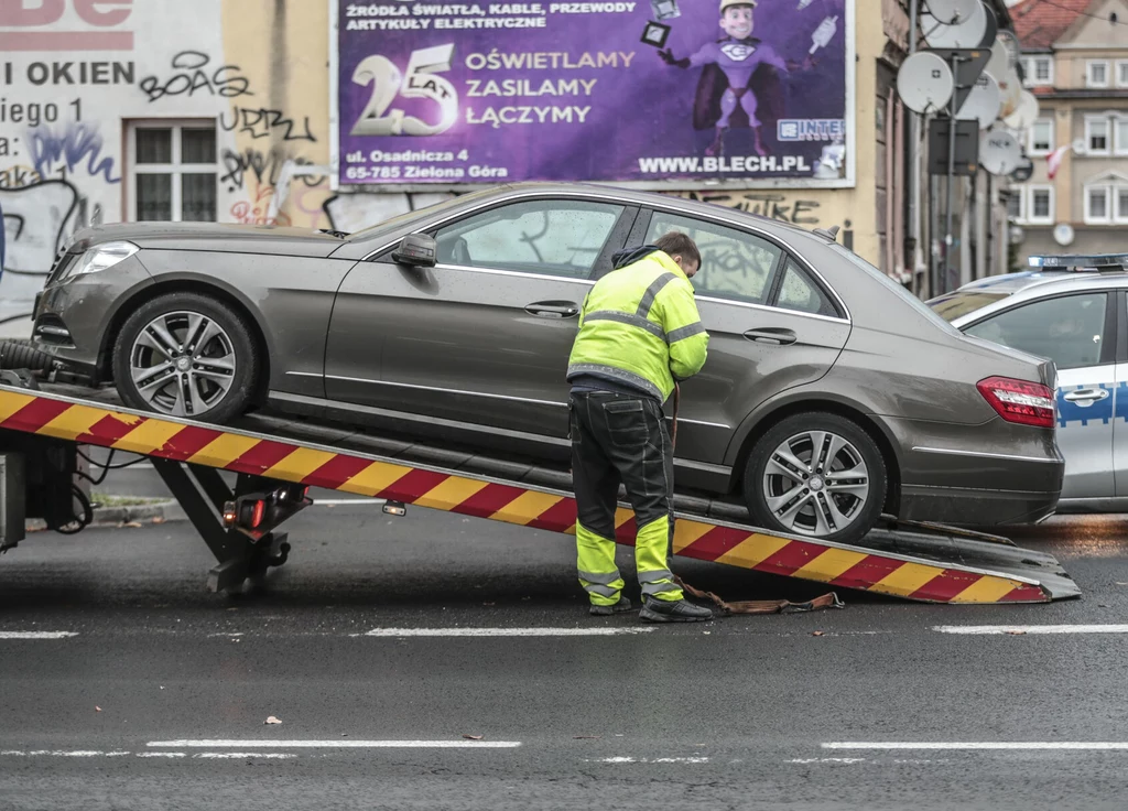 W ubiegłym roku najwięcej nieplanowanych wycieczek do serwisów w ramach kampanii serwisowych zaliczyły Mercedesy