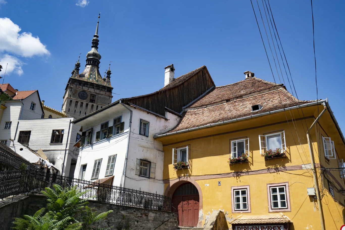 Tradycyjna architektura w mieście Sighișoara w rumuńskiej Transylwanii